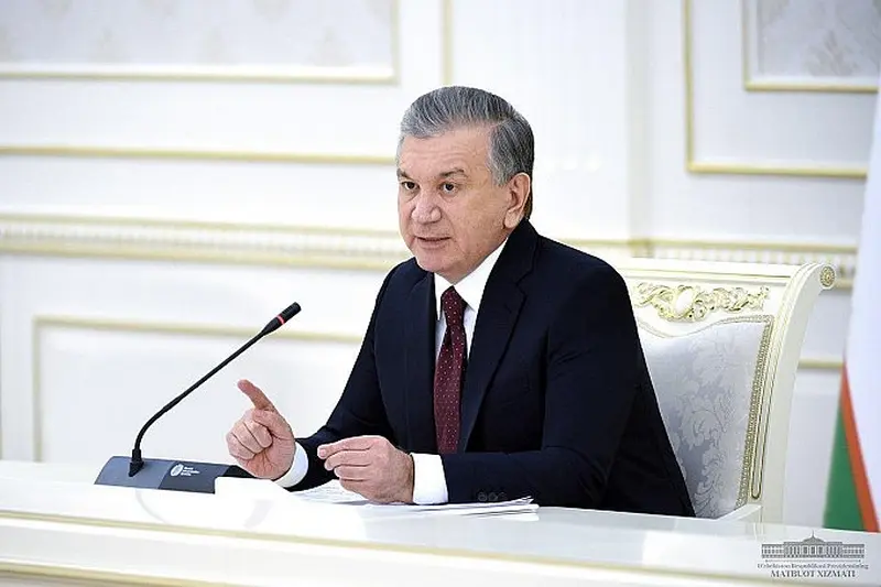 Präsident Usbekistan Shavkat Mirziyoyev: Selbstbild und Bildungsjahre usbekischer Führer